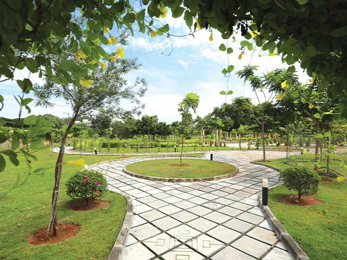 Themed gardens at Hiranandani Parks