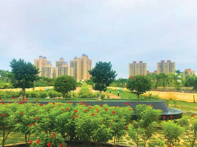 Themed gardens at Hiranandani Parks