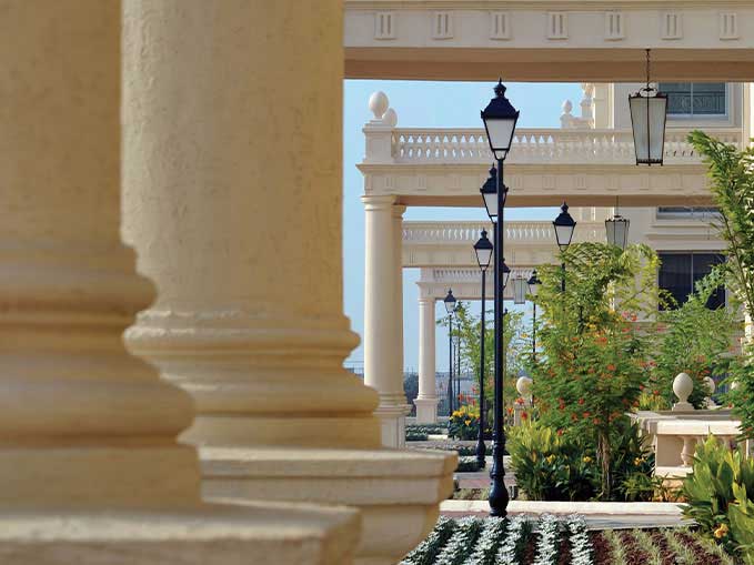 Architectural elements at Hiranandani Parks